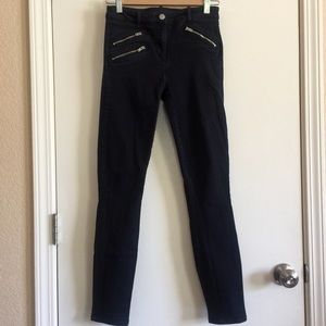 GAP Black Zippered Skinny Jeans